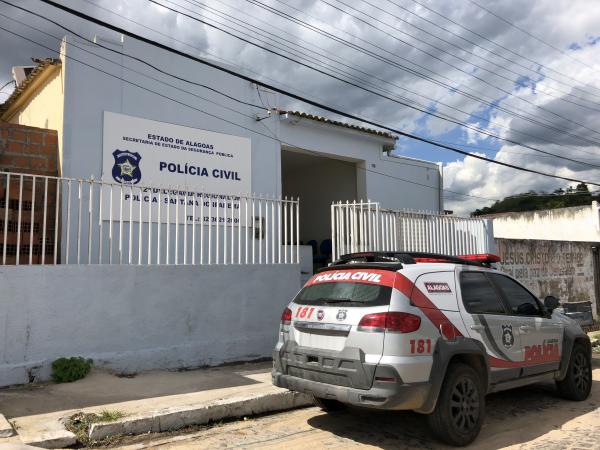 Pol Cia Civil Prende Em Santana Do Ipanema Homem Condenado Por