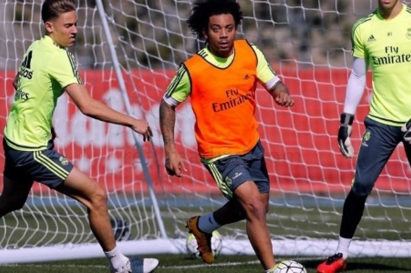 Dunga diz que mostrará mensagem para provar que Zidane mentiu sobre Marcelo