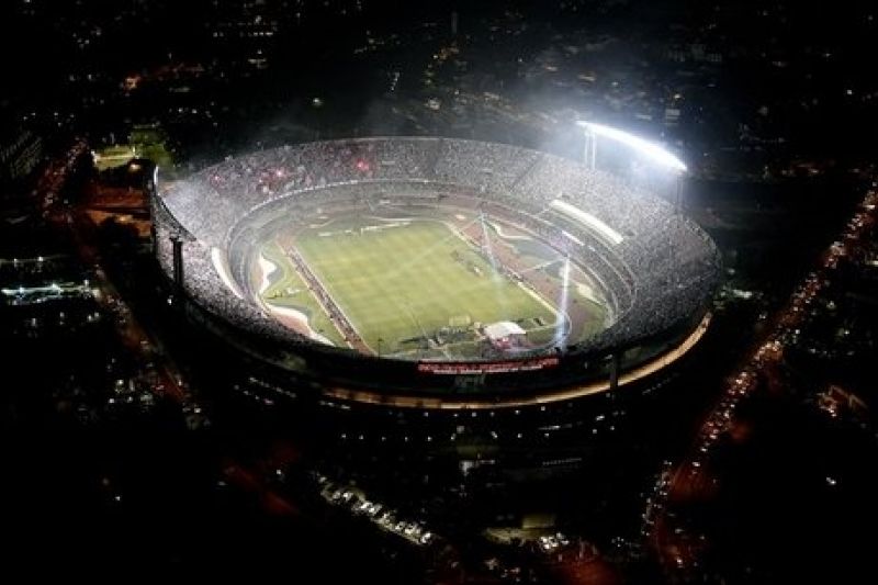 São Paulo vende quase 40 mil ingressos para duelo com River na quarta