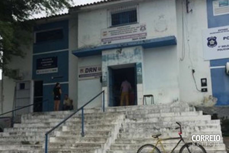 Delmiro Gouveia: celular é encontrado em fundo falso de marmita que seria entregue a preso