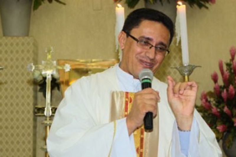 Padre José Aparecido fala sobre transferência para a paróquia de Água Branca