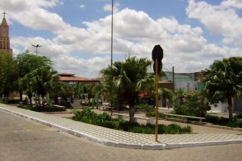 Ex-prefeito de Olho D'água das Flores é condenado a devolver recursos mal utilizados