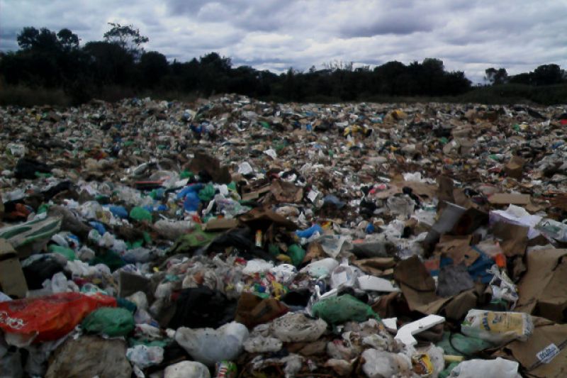 Prefeituras são atuadas pela FPI em quase R$ 1 milhão por manterem lixões