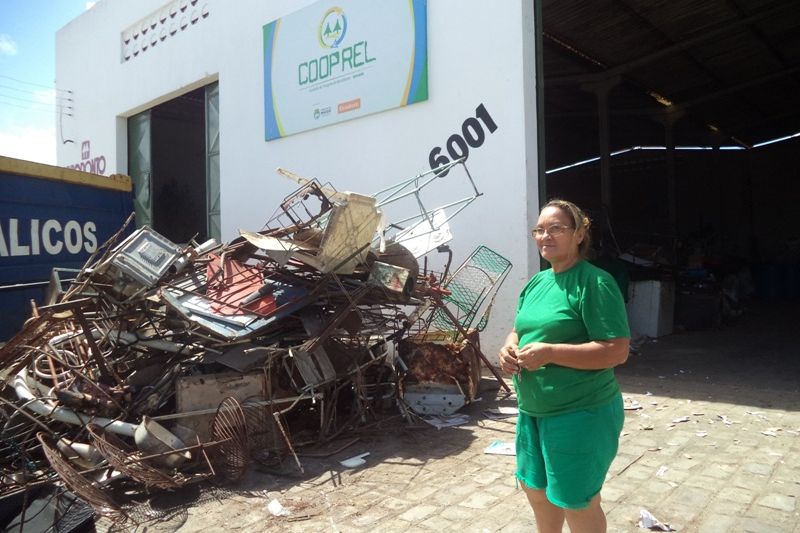 Em meio às dificuldades, cooperativa produz 15 toneladas de recicláveis por mês em Maceió