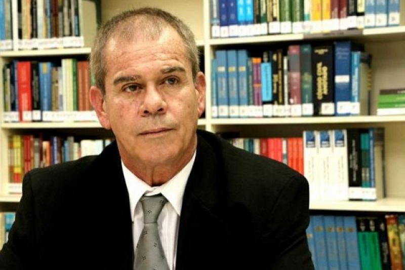 Ampal defende Luiz Tenório e divulga nota de repúdio contra prefeito de Monteirópolis