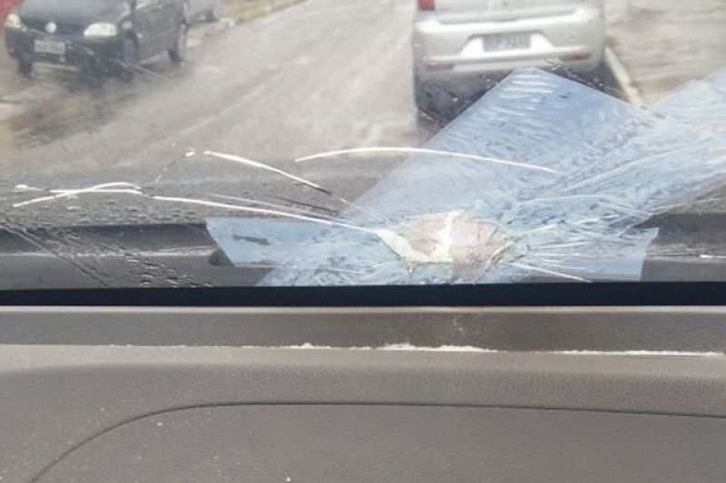 Delegado e policial militar sofrem atendado a bala durante abordagem em Delmiro Gouveia