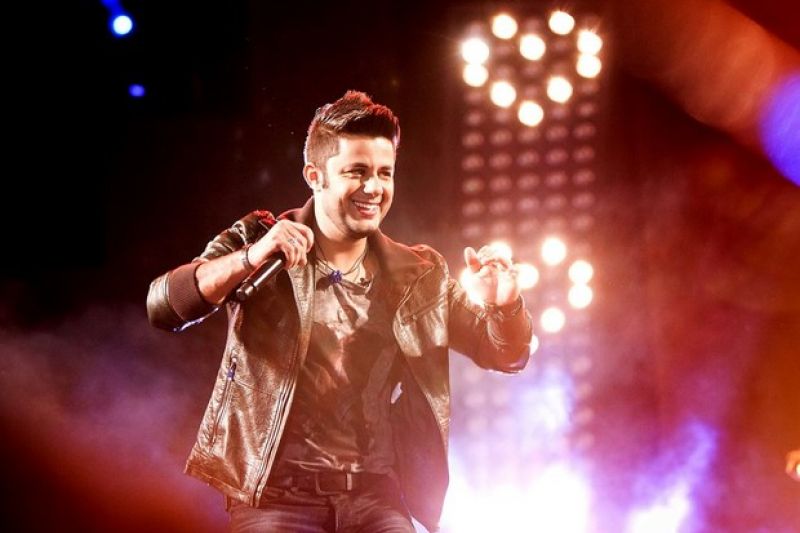 Cristiano Araújo é o artista mais tocado nas rádios do país um ano após morte