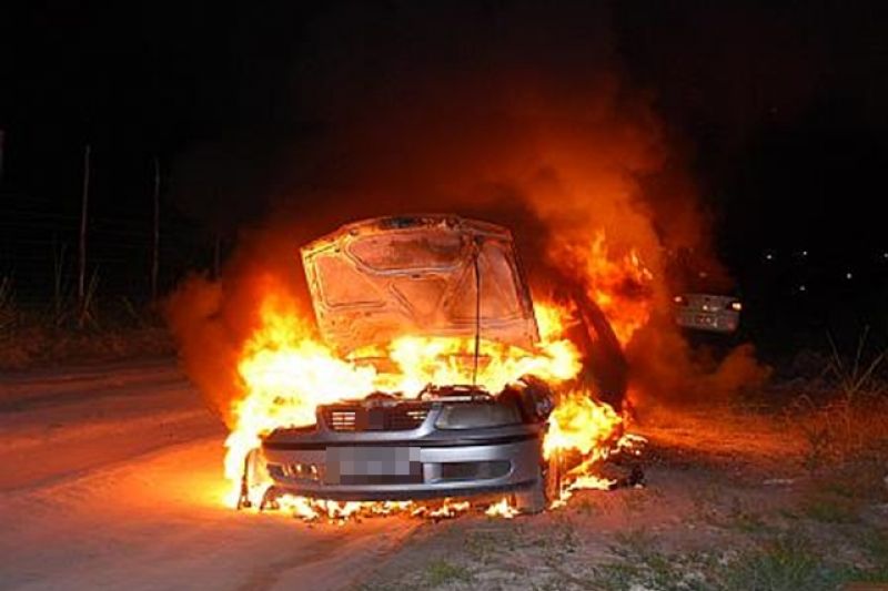 Carro roubado em Delmiro pode ter sido utilizado em assalto a bancos de Pão de Açúcar