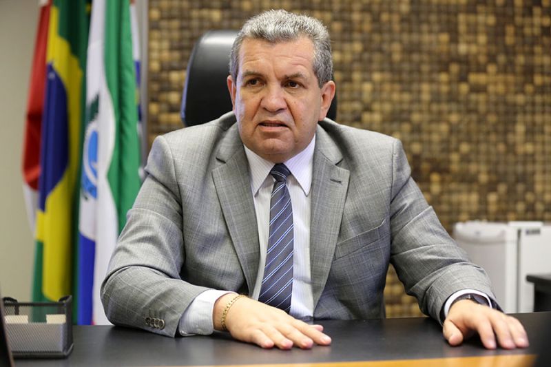 Após 8 dias afastado das funções, desembargador diz em nota que acusações são caluniosas