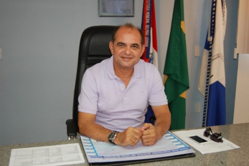 Valdo Sandes nega desistência da pré-candidatura a prefeito e apoio a Givaldo Carimbão