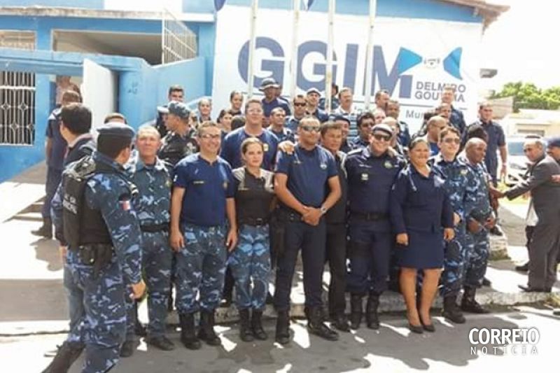 Guarda Municipal de Delmiro Gouveia oficializa ex-inspetor Mário como novo comandante