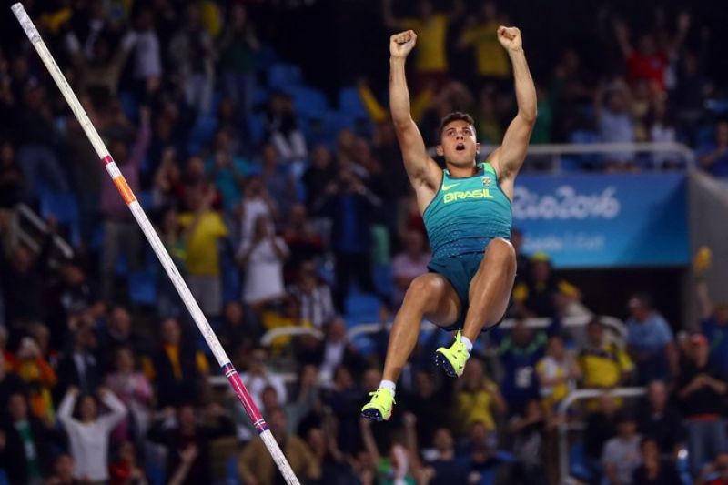 Thiago se emociona com noite tensa e mágica no Engenhão: