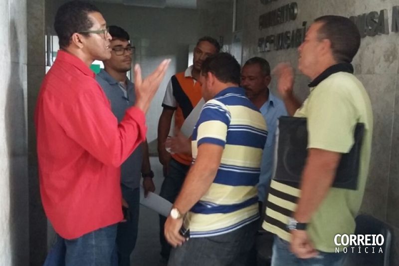 Condutores sertanejos cadastrados na Arsal estão revoltados com atendimento do órgão