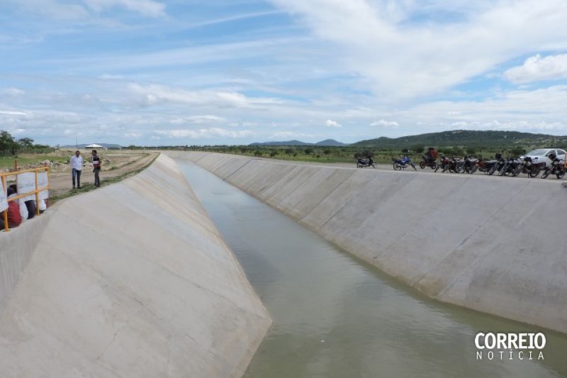 Movimentos sociais mantêm ocupação e obras do Canal do Sertão continuam paralisadas