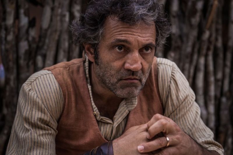 Ator da novela Velho Chico desaparece durante mergulho no Rio São Francisco em Sergipe