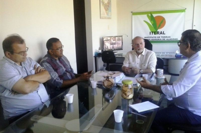 Iteral demarca terras entre municípios do Sertão de Alagoas e de Pernambuco