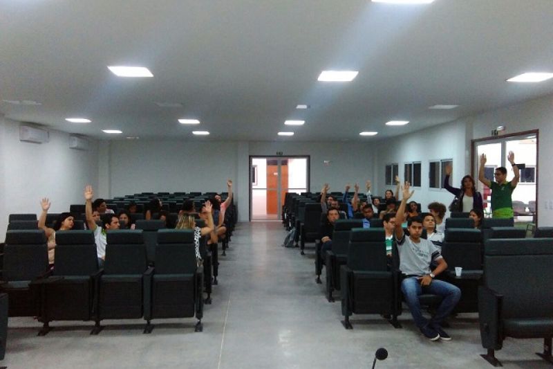 Contra a PEC-241, servidores do IFAL de Santana do Ipanema decidem entrar em greve