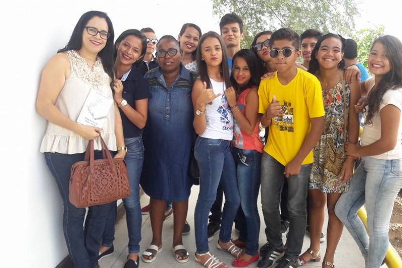 Alunos de Delmiro Gouveia apresentam obra “Angiquinho” durante Bienal do Livro na Bahia