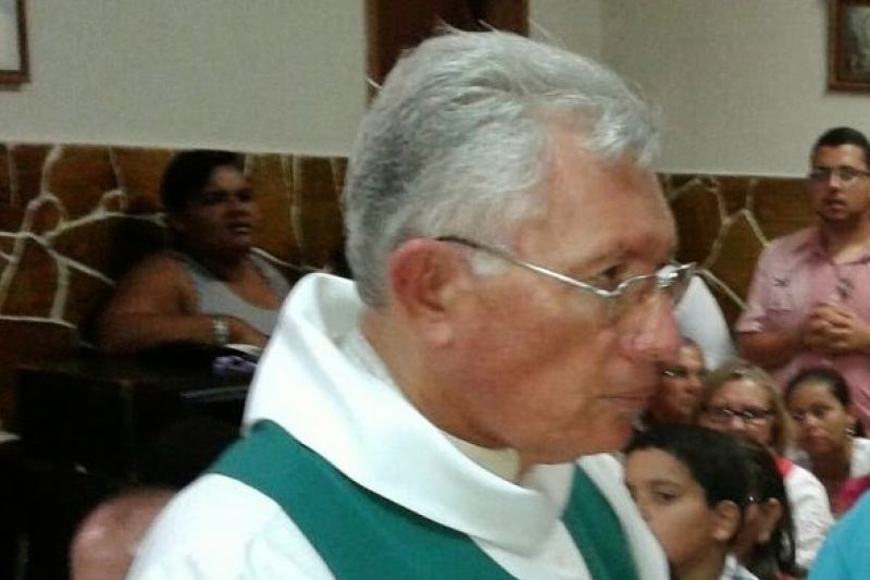Bispo afasta monsenhor Petrúcio da direção da Fasvipa e nomeia 3 padres como gestores