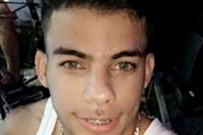 Vocalista do Forrozão dos Manos sofre grave acidente com moto em Pariconha