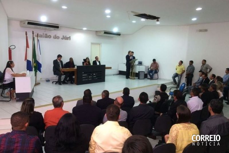 Prefeito eleito, vice, vereadores e suplentes são diplomados em Delmiro Gouveia