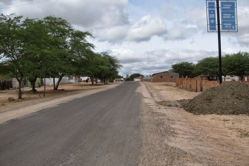 Confusão na zona rural de Delmiro Gouveia termina com quatro pessoas baleadas