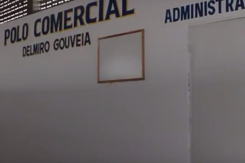 Criminosos assaltam administração do Polo Comercial de Delmiro Gouveia