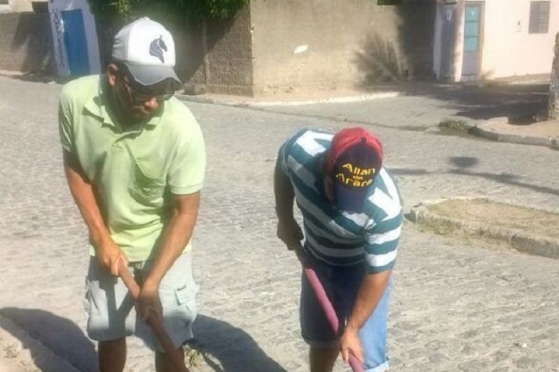 No primeiro dia de trabalho como gari, vereador denuncia falta de EPI em Monteirópolis