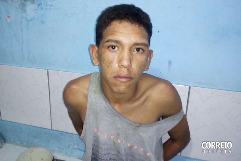 Jovem preso diz que foi obrigado a participar de arrastão em bar em Delmiro Gouveia