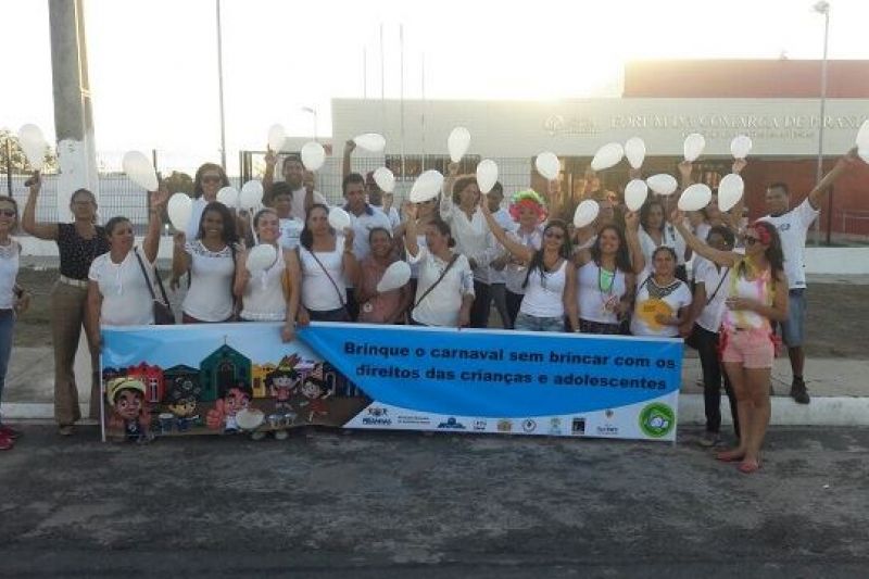 Assistência promove Blitz educativa contra exploração de crianças no Carnaval de Piranhas