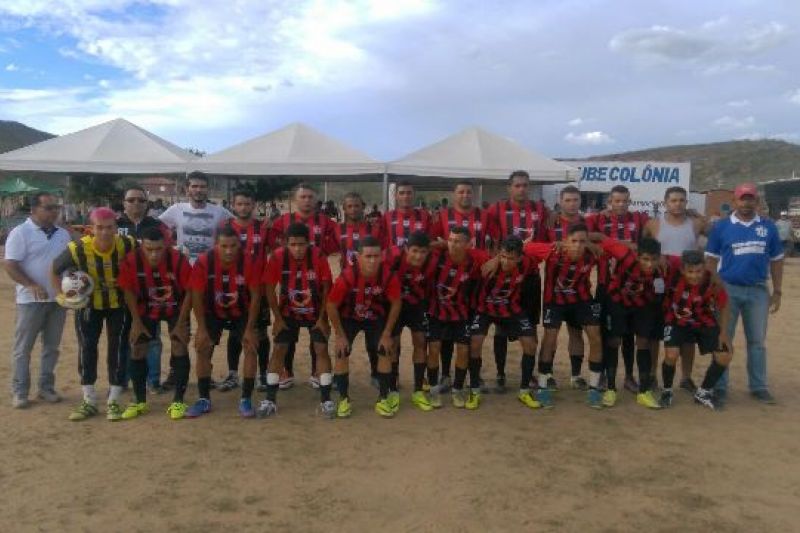 Seleção de Pariconha estreia no 1º Campeonato Interestadual de Seleções, em Santa Brígida