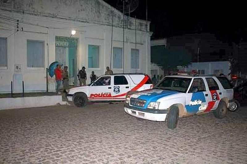 Adolescente de 16 anos confessa assassinato de homem durante velório em Pão de Açúcar