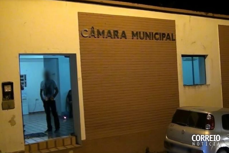 Câmara de Mata Grande quer alugar carros e comprar combustível para os vereadores