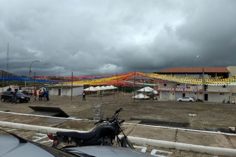 Pagamentos e Forrogaço aquecem a economia em diversos setores da cidade de Piranhas