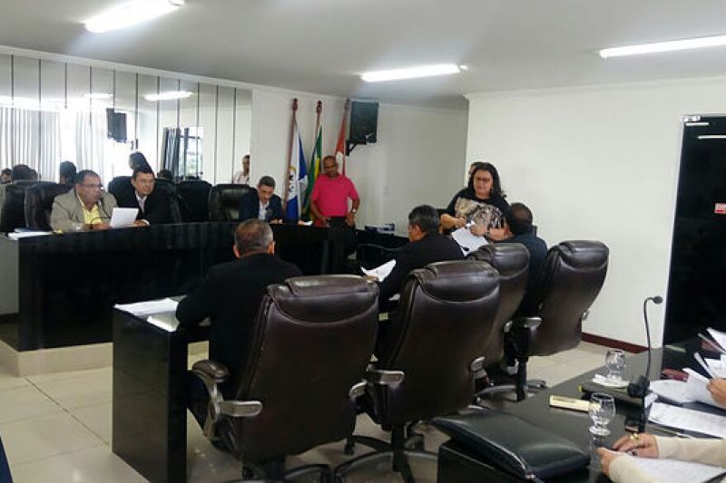 Câmara aprova projeto que reduz diárias de servidores da Prefeitura de Delmiro Gouveia