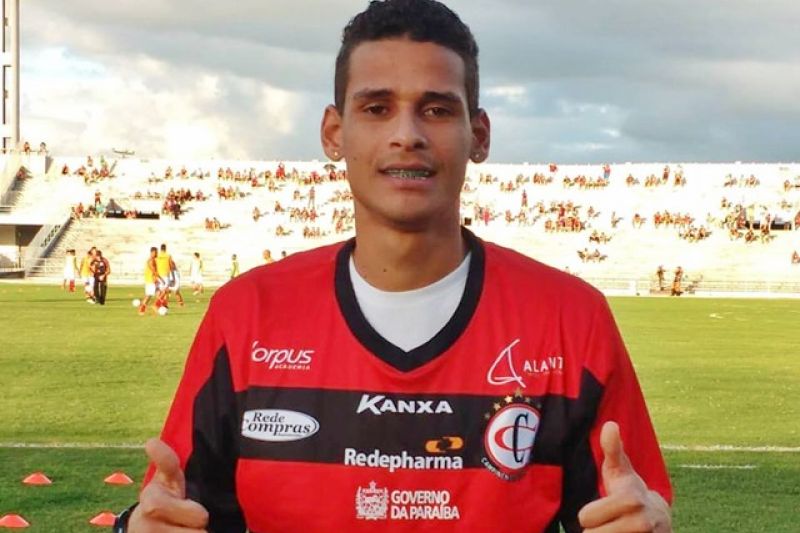 Jogador natural de Delmiro Gouveia é o novo reforço do Campinense Futebol Clube
