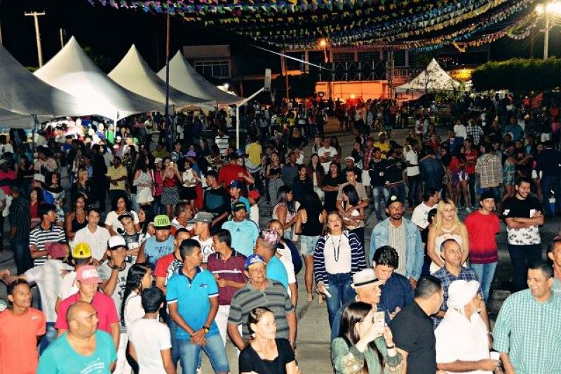 Forró e animação marcaram a segunda noite de São João do centenário