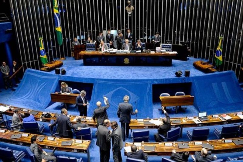 Senado aprova regime de urgência para votação da reforma trabalhista