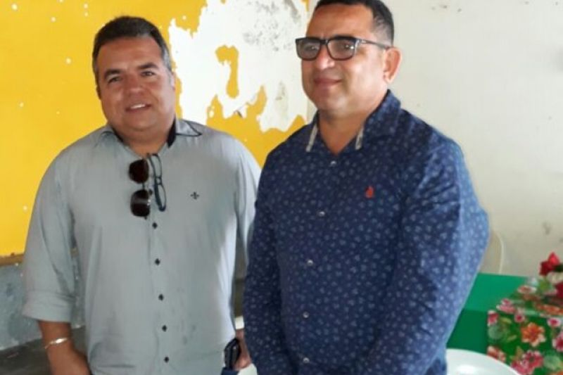 Prefeito de Pariconha participa de reunião com superintendência da Crerssal