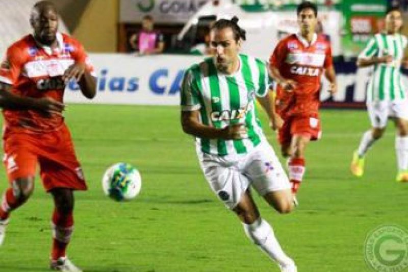 Fora de casa, CRB é derrotado pelo Goiás e tem série de bons resultados quebrada