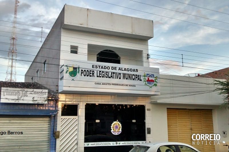 Ex-prefeito Jarbas Ricardo diz na Câmara que investiu precatórios do Fundef na Previdência