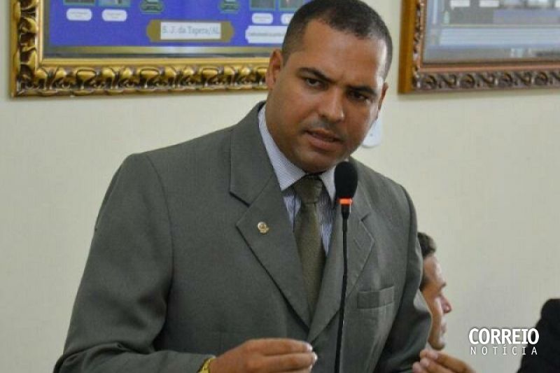 Vereador Kel de Tigela recebe senador Renan Calheiros e é citado em reportagem nacional