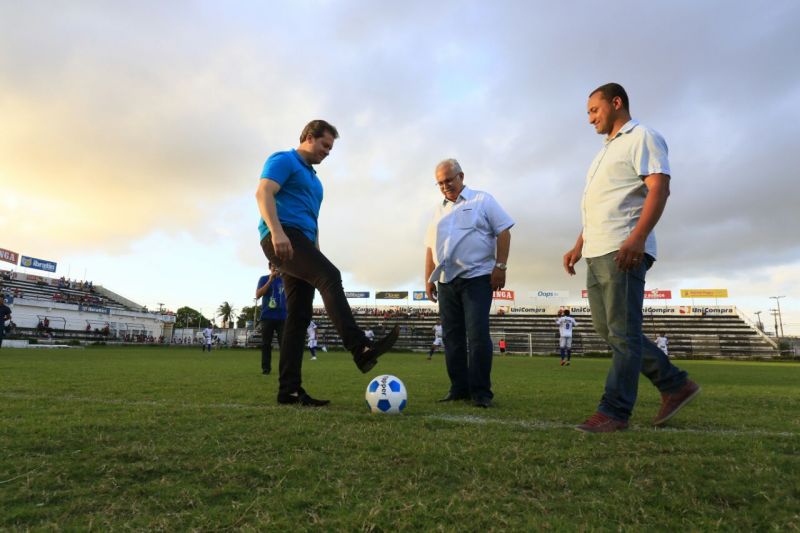 Secretário Executivo Edilson Ramos, Ministro Marx e Rogério Teófilo abrem COPAEFA ALAGOAS