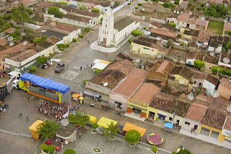 Criminosos atiram contra carro durante arrastão na zona rural de Senador Rui Palmeira