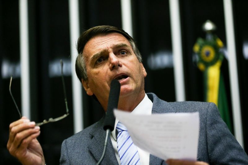 Jair Bolsonaro é condenado a pagar R$ 50 mil por danos morais a comunidades quilombolas