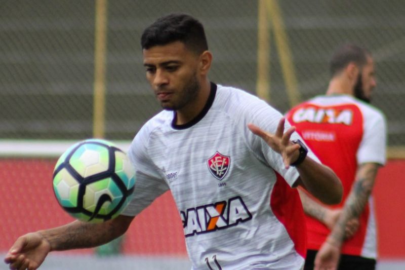 Cleiton Xavier celebra acesso do CSA e revela desejo de encerrar carreira no clube