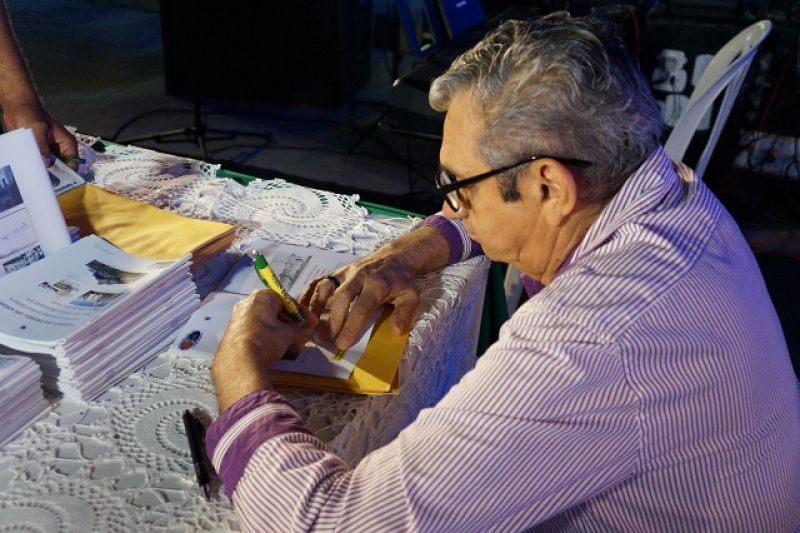 Livro Fabrica da Pedra: 100 anos, é lançado oficialmente durante a noite dessa terça-feira