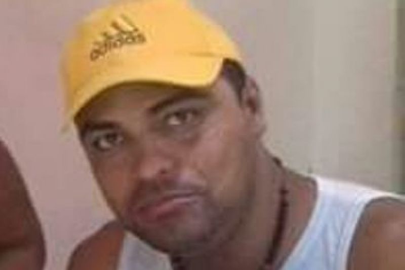 Homem é morto com vários disparos de arma de fogo enquanto retornava de padaria em Inhapi