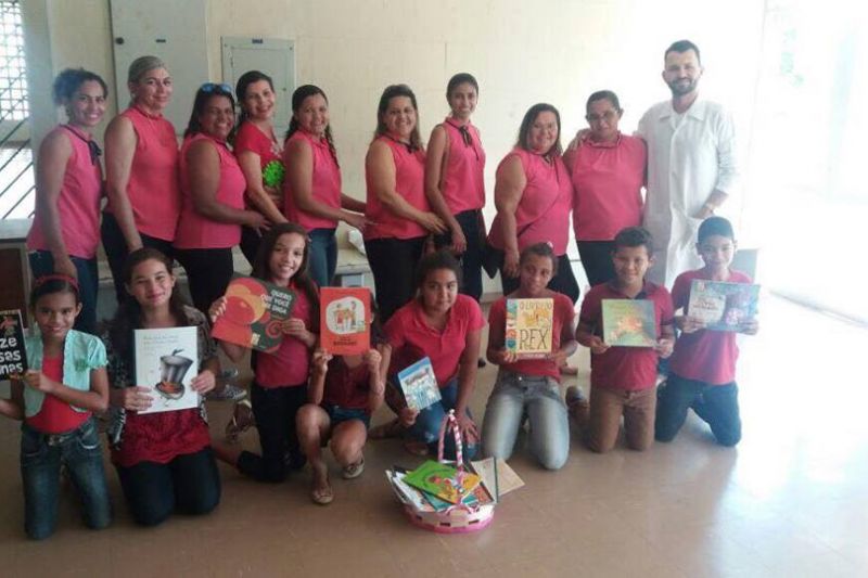 Projeto leva leitura e carinho aos pacientes do Hospital de Piranhas
