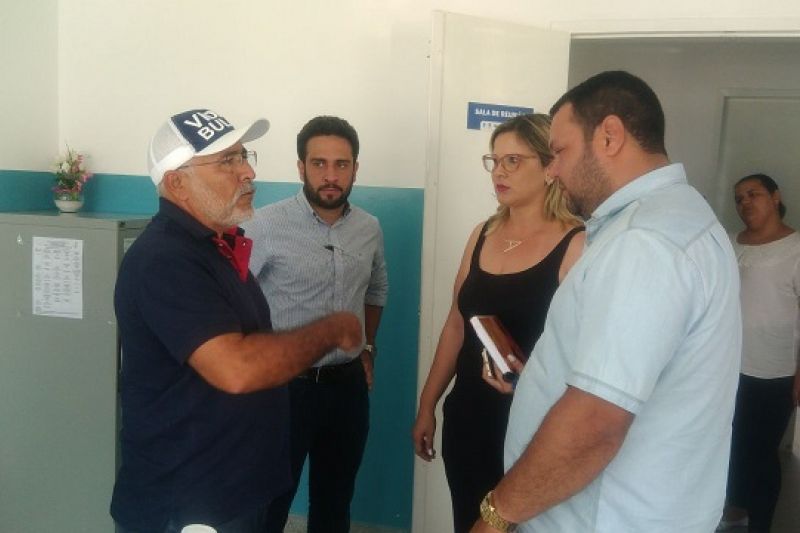 Prefeitura de Delmiro entrega novos equipamentos de fisioterapia em unidades de saúde